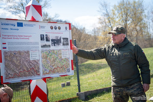 posadowienie znaków symbolizujących placówki SG