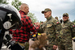 spotkanie funkcjonariusza/motocyklisty z Komendantem BiOSG spotkanie funkcjonariusza/motocyklisty z Komendantem BiOSG
