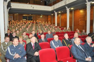 apel_z_okazji_Święta_Niepodległości - sala_widowiskowa_Zamku_Kazimierzowskiego_w_Przemyślu 