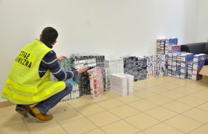 Łącznie ujawniono 6770 paczek papierosów bez polskich skarbowych znaków akcyzy 
