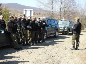 Wspólne szkolenie funkcjonariuszy Bieszczadzkiego Oddziału SG i GOPR-u w Bieszczadach 