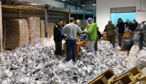 kontrabanda melasy tytoniowej do fajek wodnych 