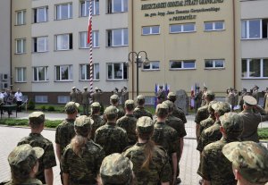 Ślubowanie nowych funkcjonariuszy w Bieszczadzkim OSG 