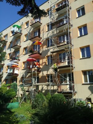 Pracowali nielegalnie przy remontach bloków mieszkalnych 