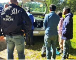 Funkcjonariusze BiOSG zatrzymali grupę nielegalnych imigrantów z Bangladeszu 