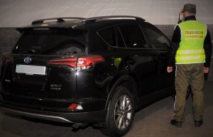 Toyota RAV4 o wartości 160 tys. zł 