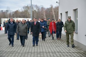 Przekazanie światełka w przejściu granicznym w Budomierzu 