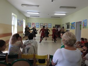 BRAVE KIDS z występami w Strzeżonym Ośrodku dla Cudzoziemców w Przemyślu 