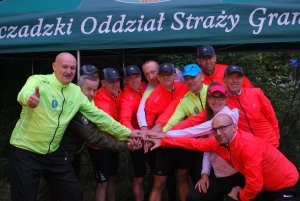 ..drużyna bieszczadzkiego w oczekiwaniu... gotowa do przyjęcia pałeczki sztafetowej 