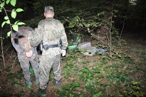 sprawcy przemytu papierosów zatrzymani 