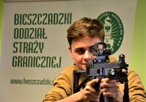 pokaz wyposażenia funkcjonariuszy SG 