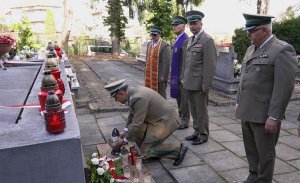 Delegacja BiOSG na przemyskich cmentarzach 