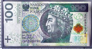 ujawniony fałszywy banknot 