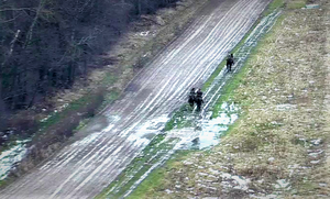naruszyli przepisy na pasie drogi granicznej 