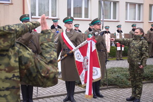 ślubowanie nowych funkcjonariuszy BIOSG 