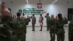 uroczyste ślubowanie w komendzie BiOSG 