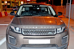 odzyskany pojazd marki Land Rover 