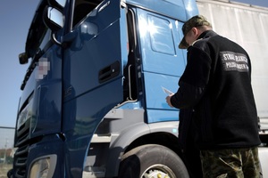 kontrola samochodów ciężarowych w Medyce 