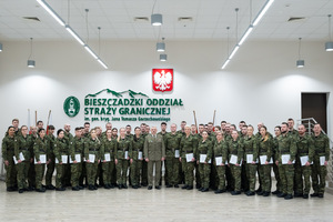 48 nowych podoficerów w Bieszczadzkim Oddziale SG 
