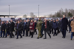 Wizyta międzynarodowej delegacji na przejściu granicznym w Korczowej 