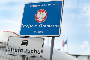 Znak: przejście graniczne w Medyce 