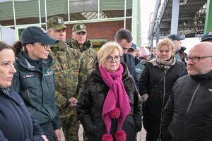 fot. Jerzy Żygadło/PUW Rzeszów - Delegacja z wizytą na podkarpackich przejściach granicznych 