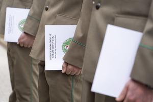 Wręczenie aktów mianowania na stopień młodszego chorążego w BiOSG 