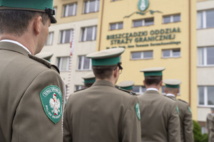 Wręczenie aktów mianowania na stopień młodszego chorążego w BiOSG 