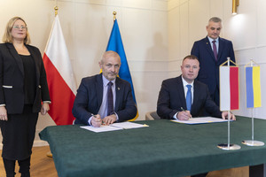Spotkanie pełnomocników granicznych Polski i Ukrainy w Przemyślu - podpisanie protokołów ze spotkania