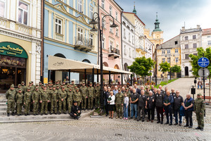 uroczystość odsłonięcia niedźwiadka uroczystość odsłonięcia niedźwiadka