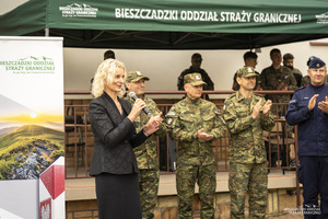 Prezentacja musztry klasy mundurowej z Rymanowa