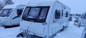 Odzyskane przyczepy kempingowe