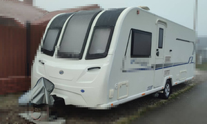 Odzyskane przyczepy kempingowe