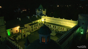 Iluminacje w kolorze zielonym z okazji Święta Straży Granicznej Zamek w Krasiczynie