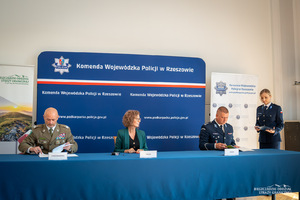 Bieszczadzki Oddział SG i Policja z Podkarpacia podpisały porozumienia ze szkołami średnimi