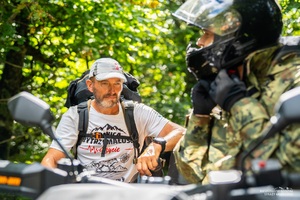 spotkanie funkcjonariuszy z "Samotnym Wilkiem" spotkanie funkcjonariuszy z "Samotnym Wilkiem"